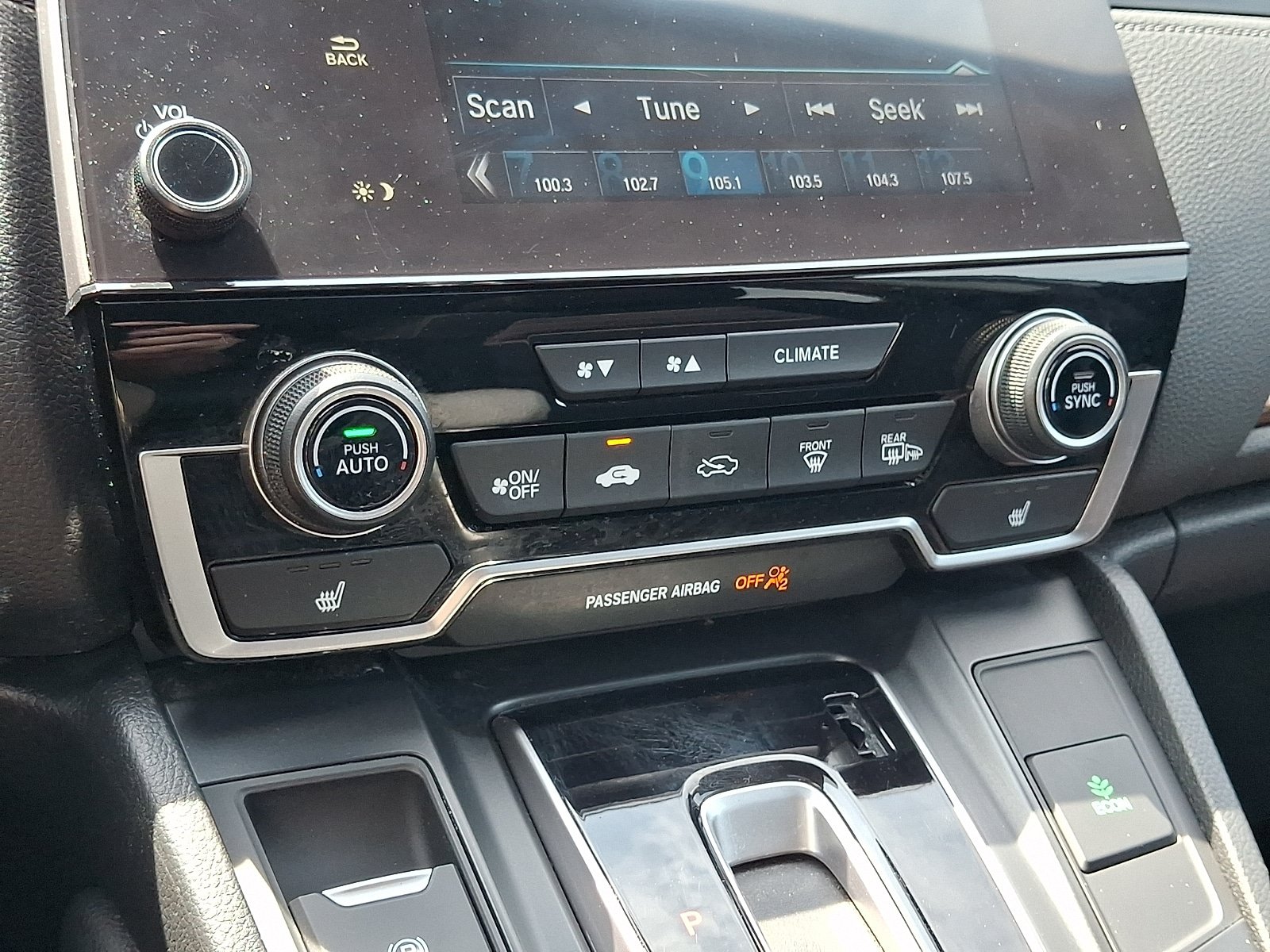 Used 2019 Honda CR-V EX image 17