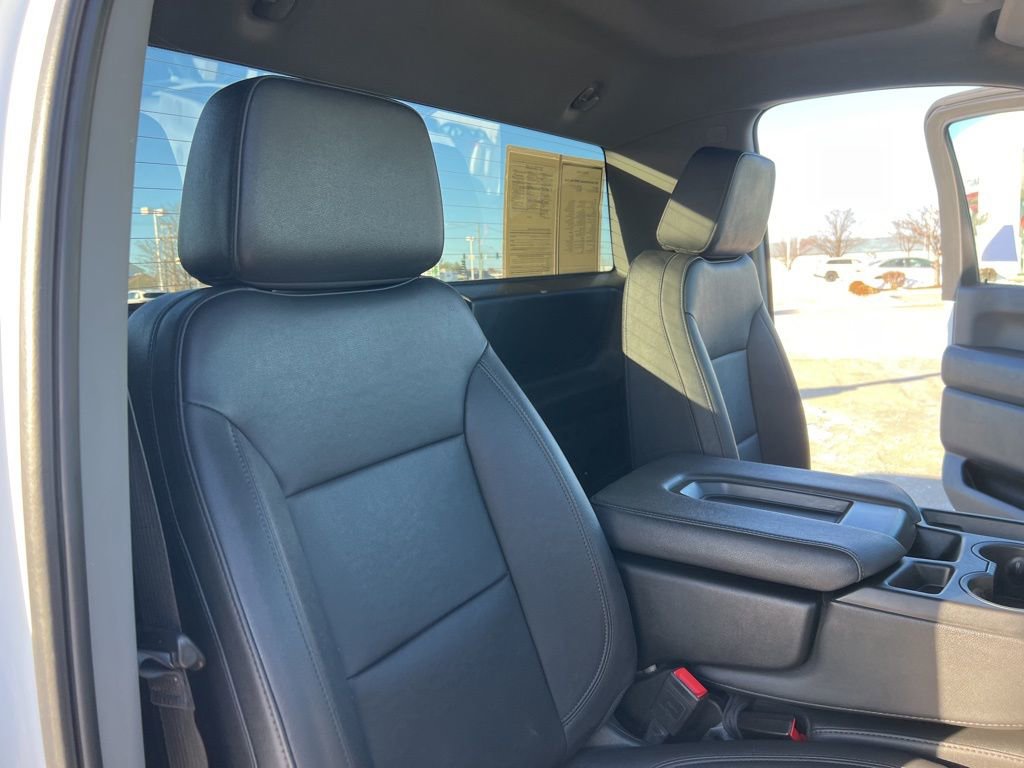 Used 2025 Chevrolet Silverado 2500 W/T w/ WT Convenience Package image 22