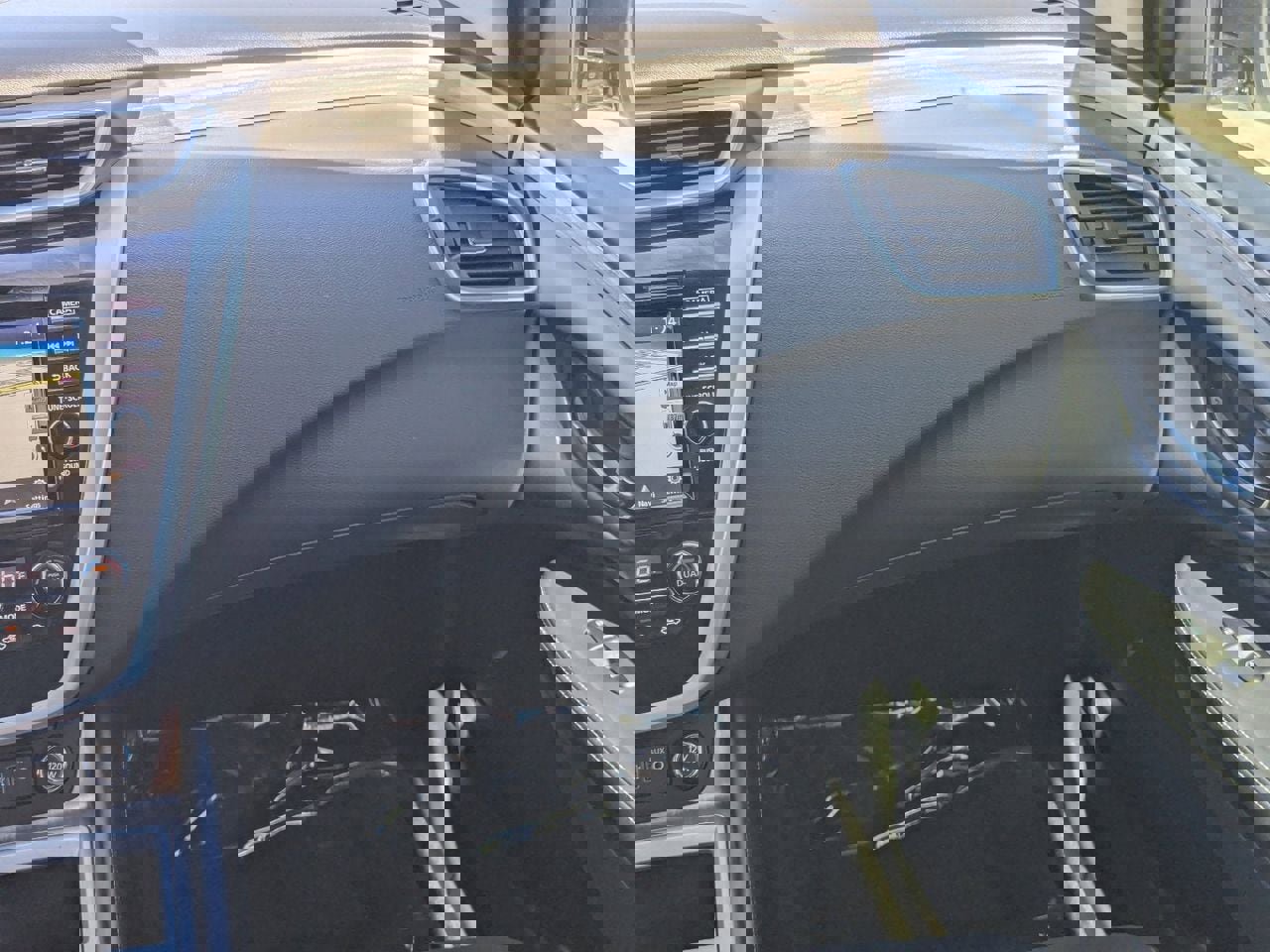 Used 2018 Nissan Murano S image 15