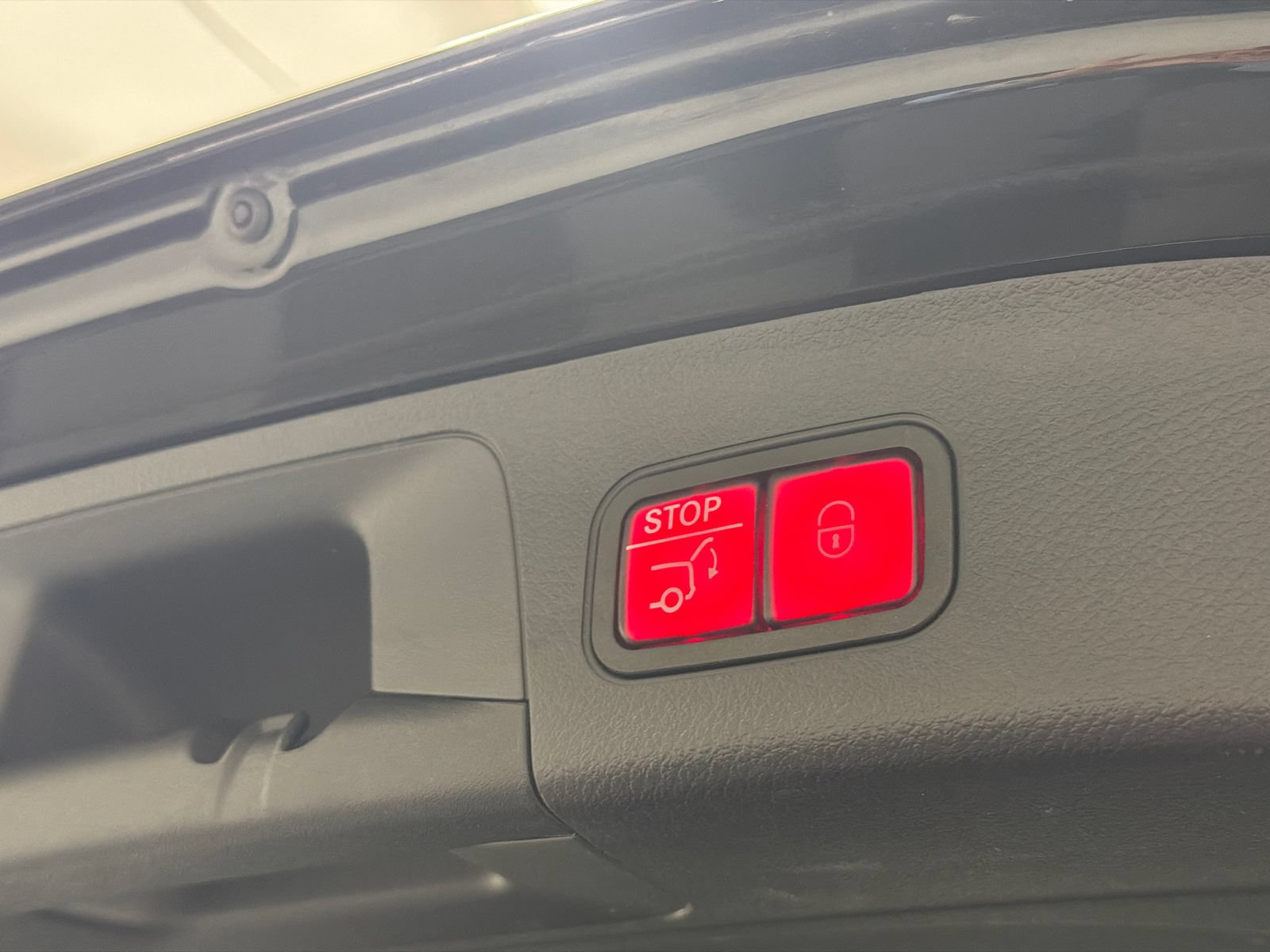 Used 2025 Mercedes-Benz GLA 250 4MATIC image 9