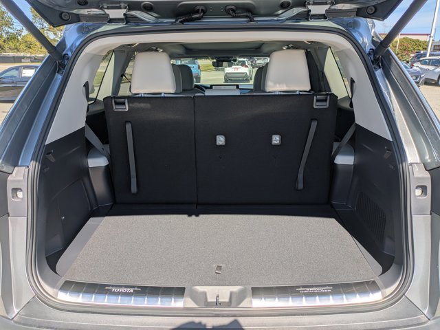 New 2026 Toyota Grand Highlander Limited image 13