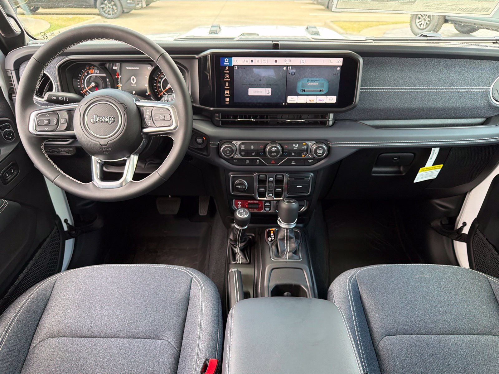 New 2026 Jeep Wrangler Unlimited Rubicon AWD/4WD image 20