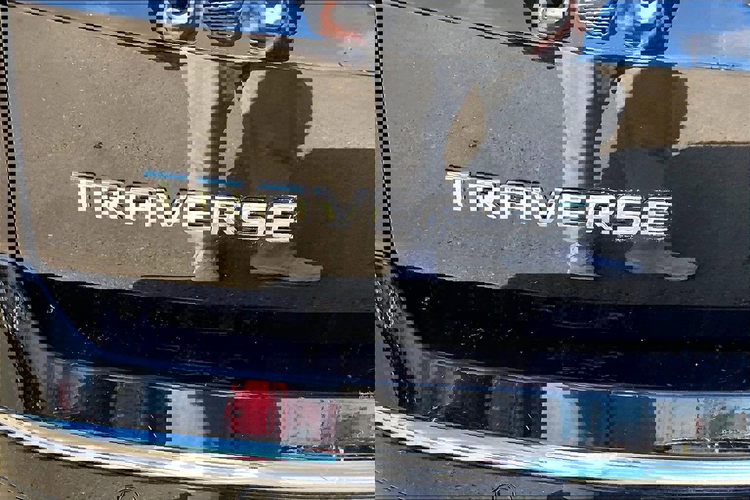 Used 2020 Chevrolet Traverse Premier image 33