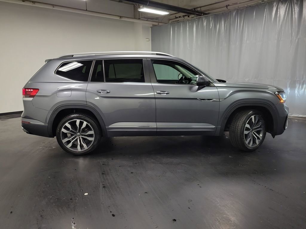 Used 2021 Volkswagen Atlas SEL R-Line AWD/4WD image 9