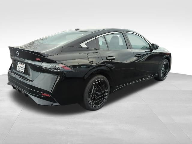New 2026 Nissan Sentra SR w/ SR Premium Package FWD image 6