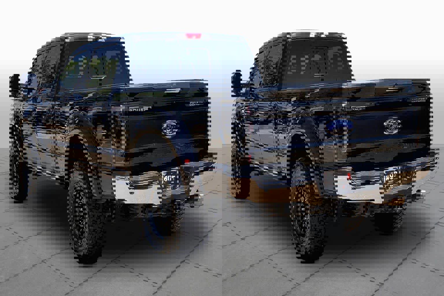 Used 2019 Ford F250 Lariat w/ Lariat Ultimate Package AWD/4WD image 12