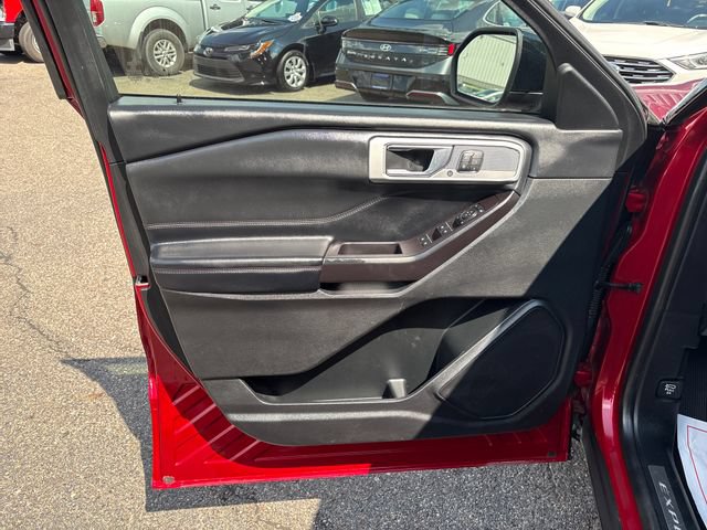 Used 2020 Ford Explorer Platinum AWD/4WD image 7
