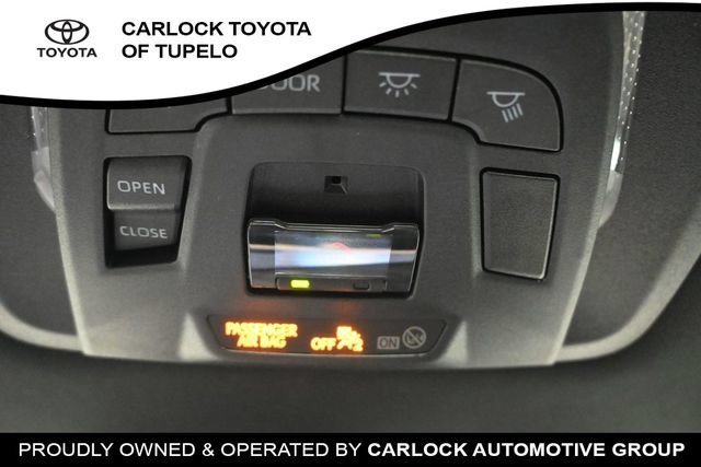Used 2023 Toyota Crown AWD/4WD image 26