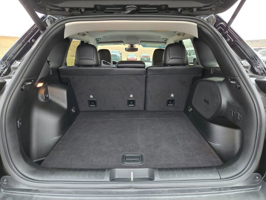 Used 2020 Jeep Cherokee Limited image 29