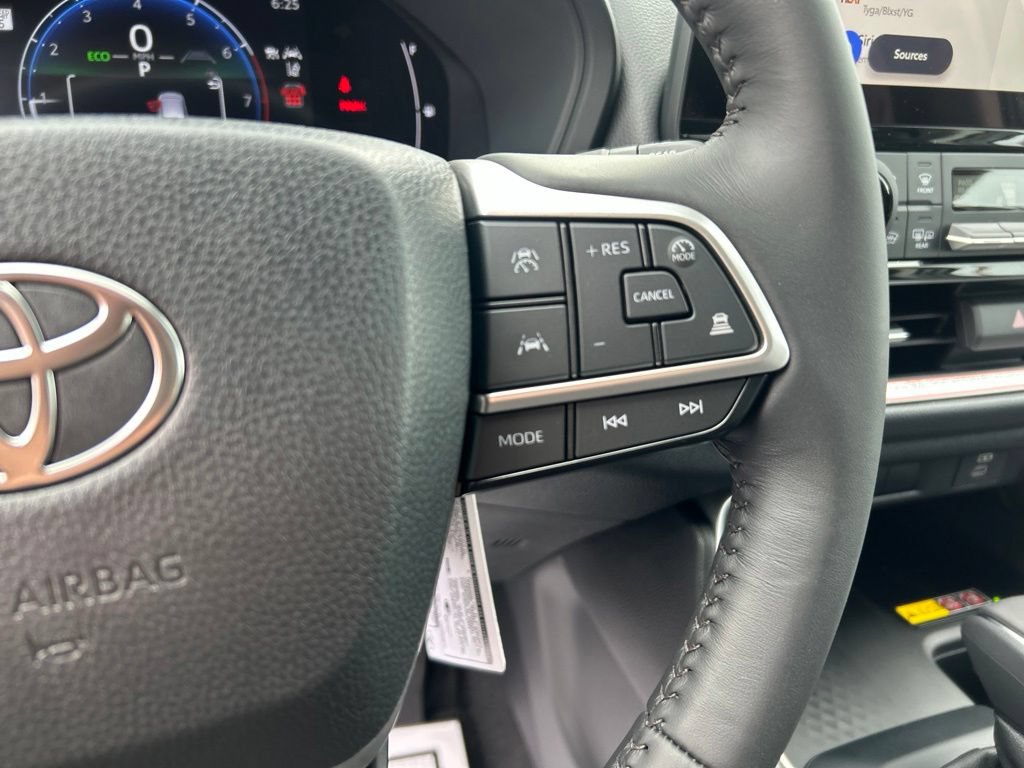 Used 2026 Toyota Grand Highlander FWD image 28