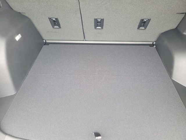 New 2026 Chevrolet Equinox LT w/ Safety and Technology Package FWD image 6