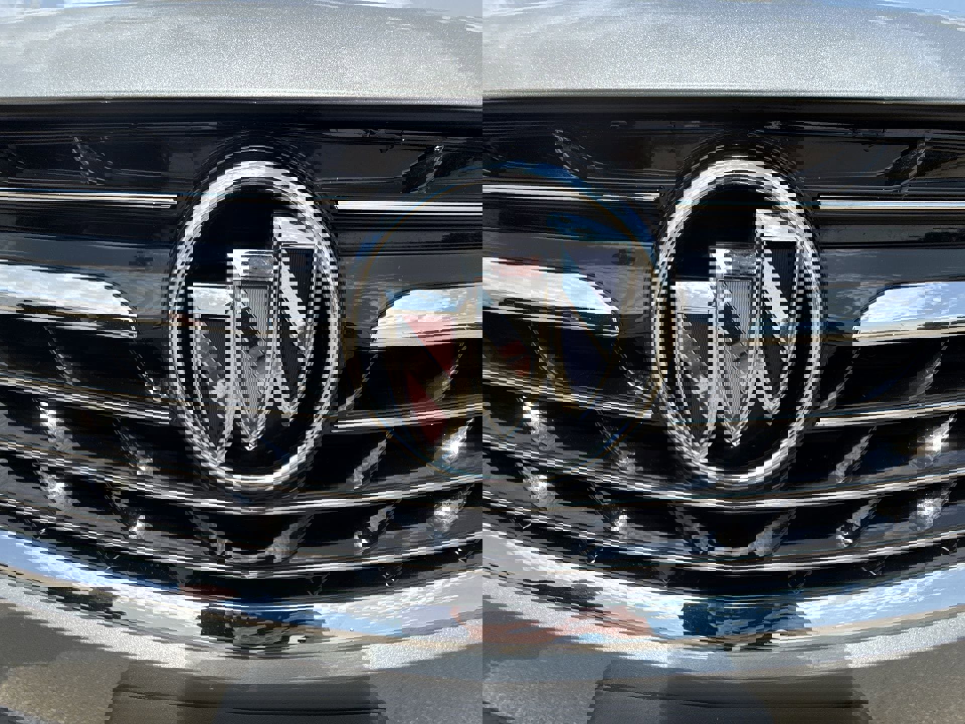 Used 2023 Buick Envision Essence image 28