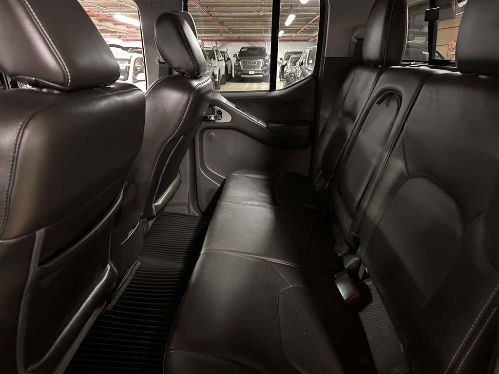 Used 2018 Nissan Frontier PRO-4X w/ Pro-4x Luxury Package image 17