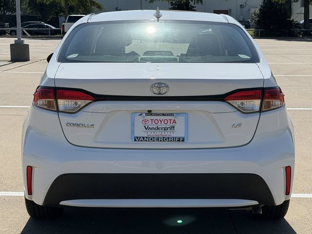 Used 2021 Toyota Corolla LE w/ Carpet Mat Package (TMS) FWD image 5