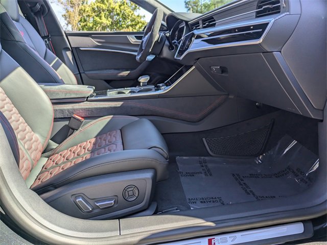 New 2026 Audi RS 7 Performance image 3