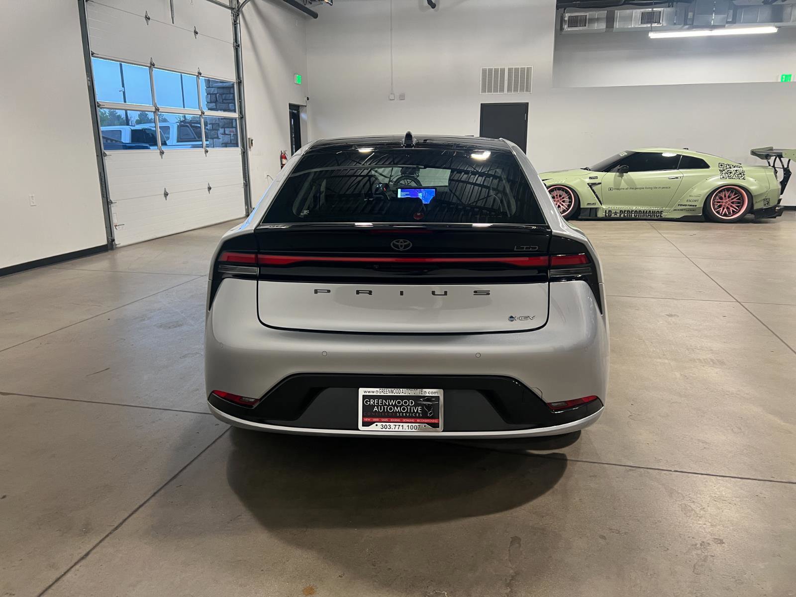 Used 2023 Toyota Prius Limited AWD/4WD image 4