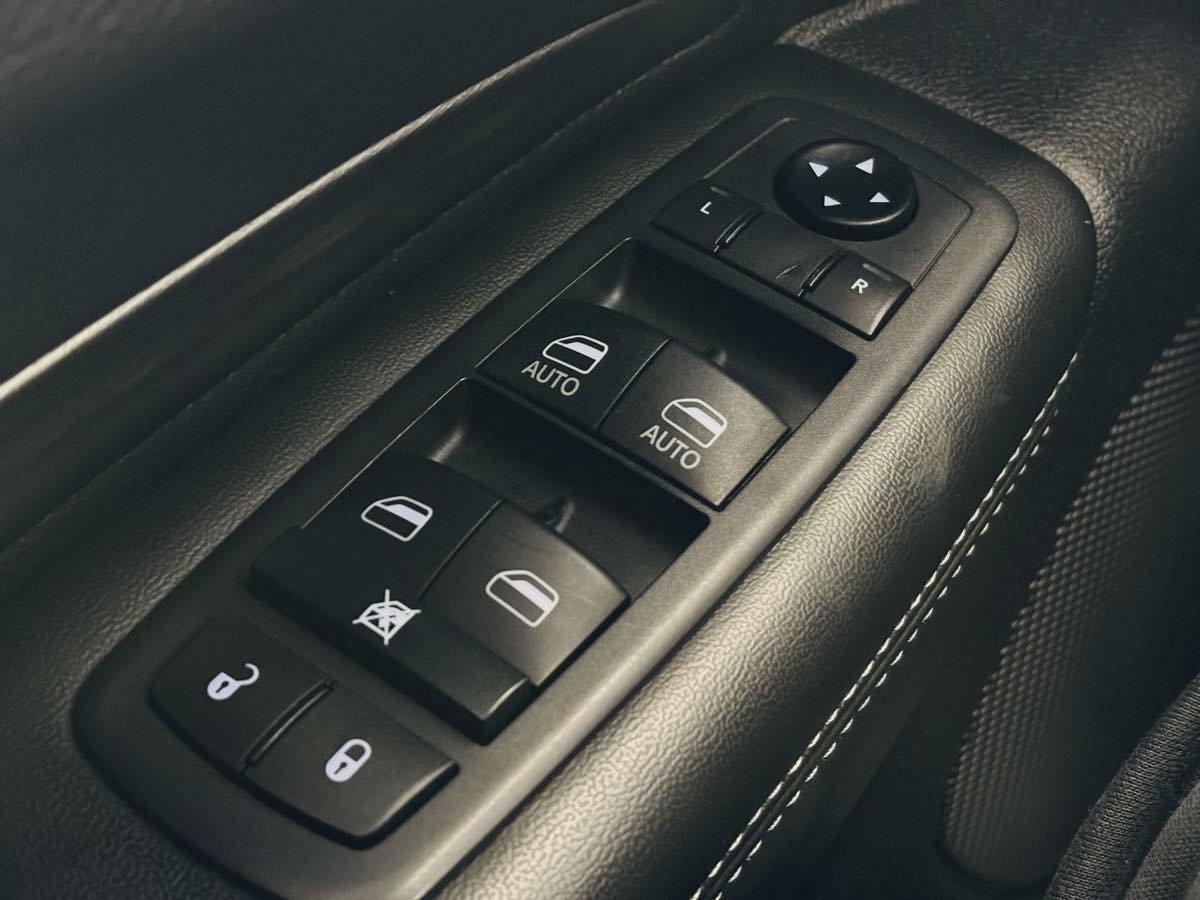 Used 2021 Dodge Durango R/T w/ Blacktop Package AWD/4WD image 48