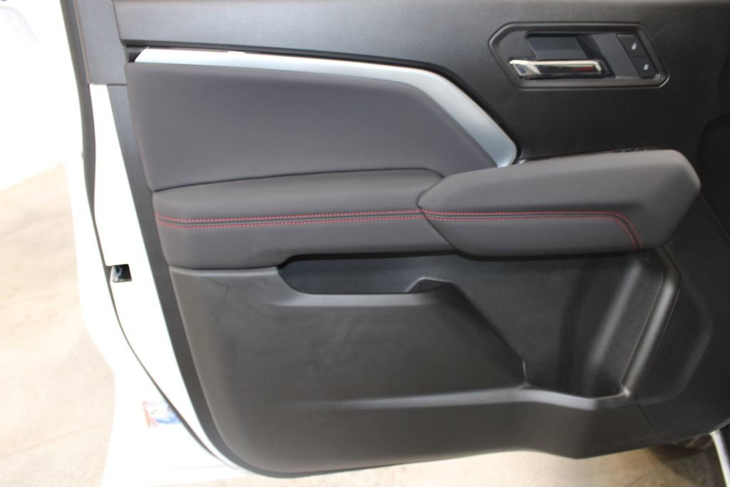 New 2025 Chevrolet Colorado Z71 w/ Midnight Edition AWD/4WD image 22