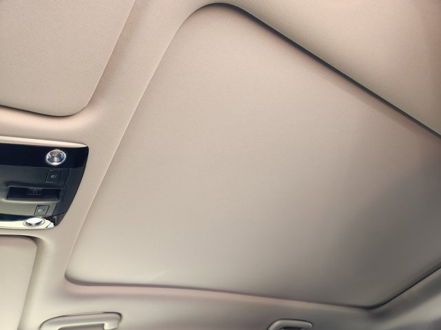 Certified 2023 Kia Sorento SX image 25