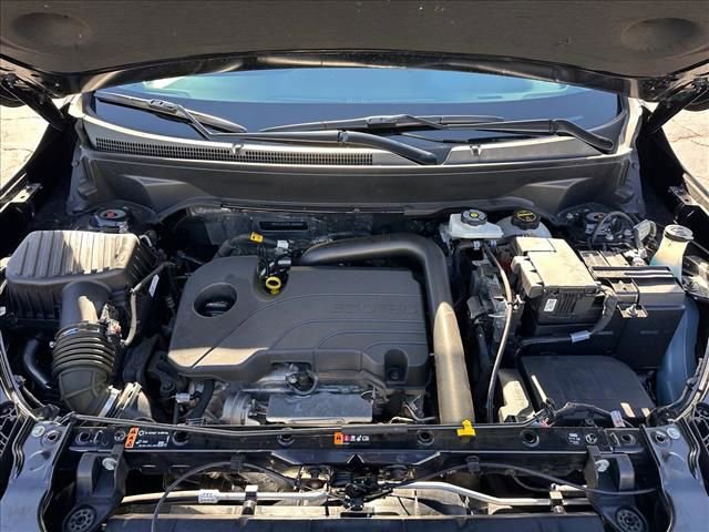 Used 2024 GMC Terrain SLT image 34