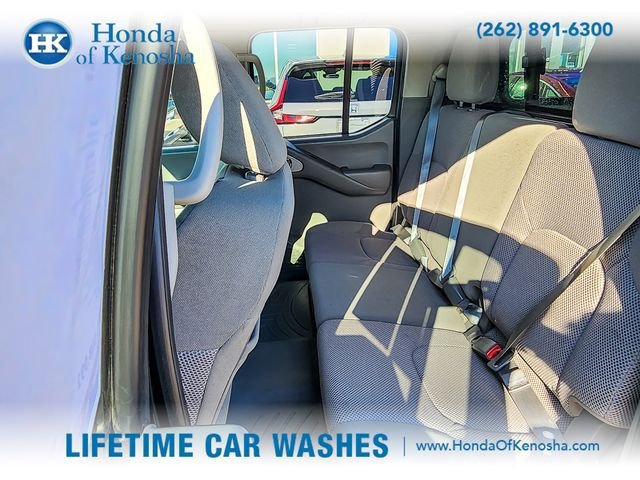 Used 2018 Nissan Frontier SV AWD/4WD image 11