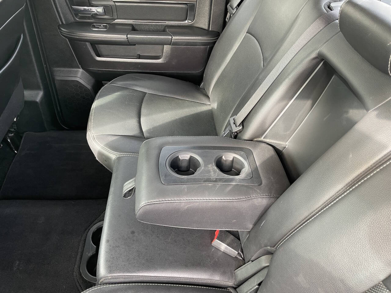 Used 2016 RAM 1500 Sport w/ Convenience Group AWD/4WD image 32