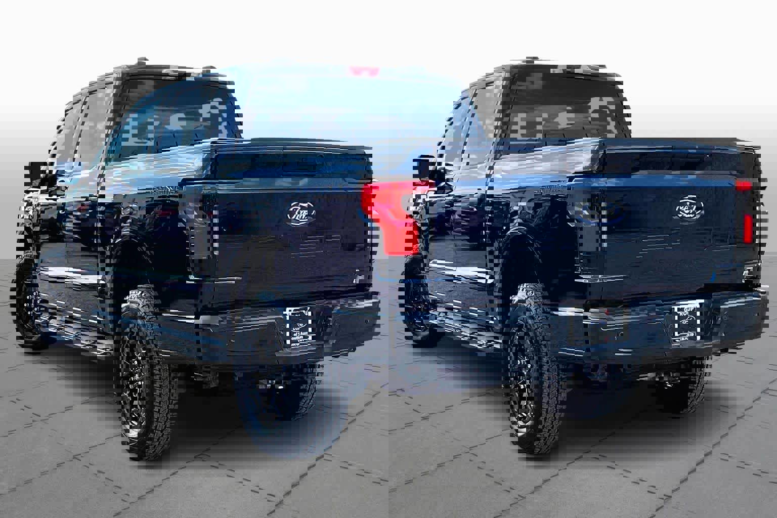 Certified 2025 Ford F150 Lightning XLT w/ Max Trailer Tow Package image 11