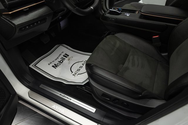 Used 2023 Nissan Ariya AWD image 22