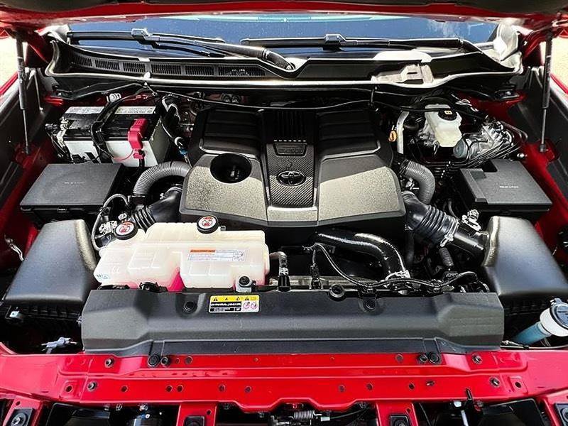 Used 2023 Toyota Tundra Limited AWD/4WD image 48