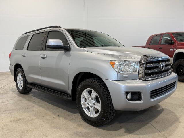 Used 2016 Toyota Sequoia SR5 AWD/4WD image 5