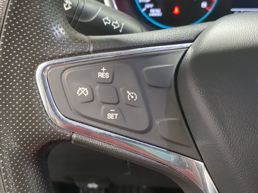 Used 2020 Chevrolet Malibu LT FWD image 28