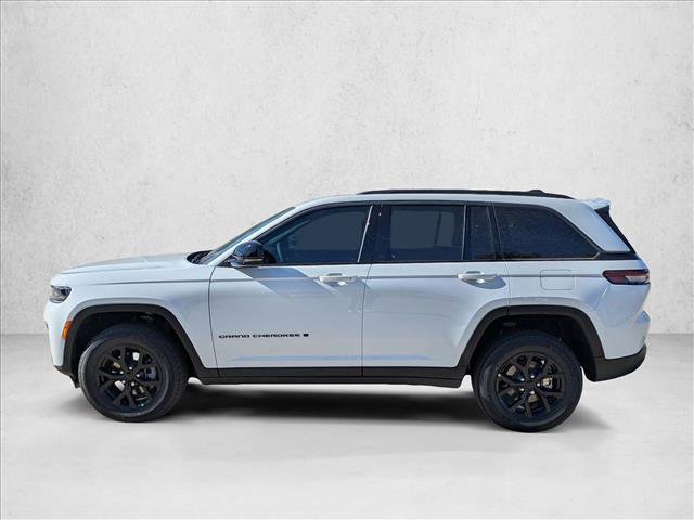 New 2026 Jeep Grand Cherokee Altitude AWD/4WD image 9