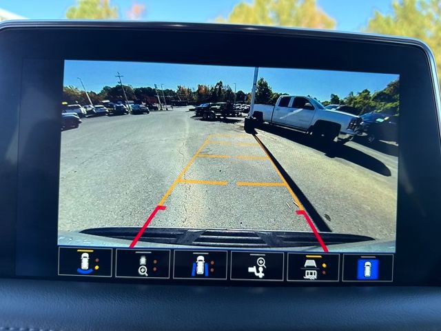 Used 2024 Chevrolet Suburban Z71 w/ Luxury Package image 19