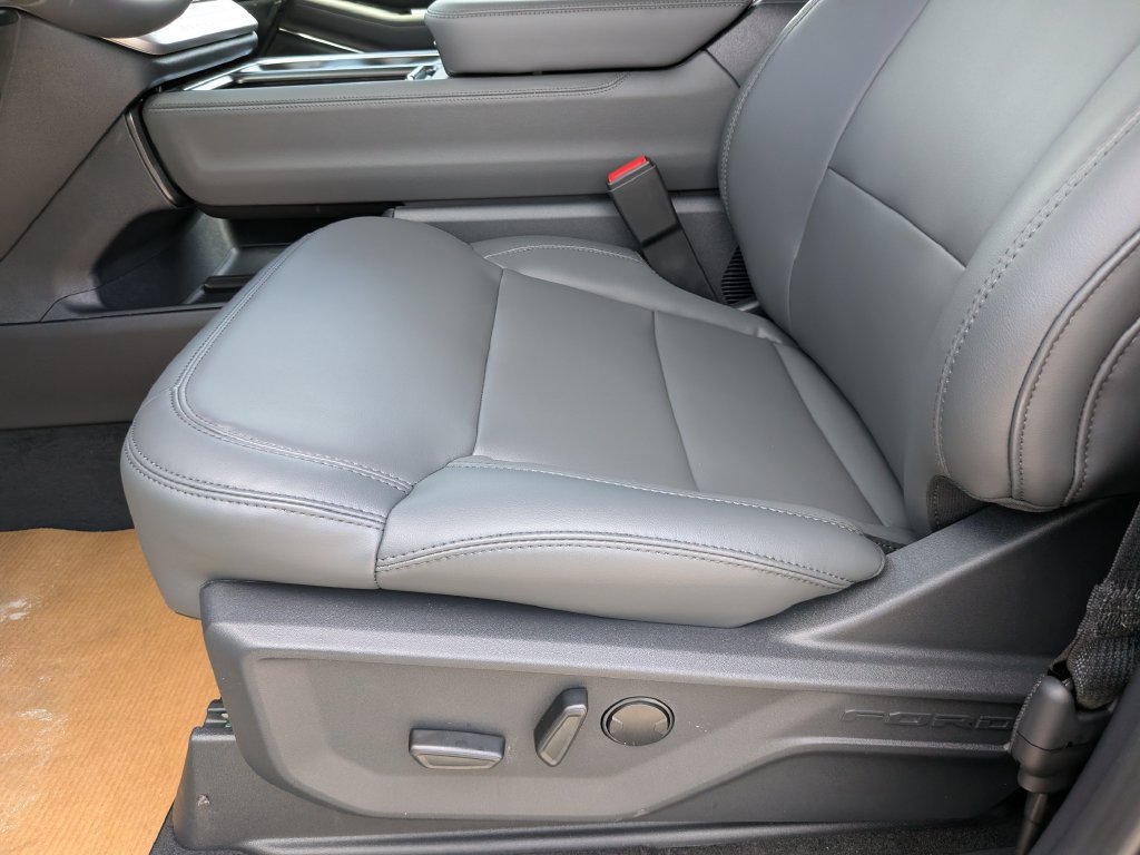 New 2027 Ford Expedition Active RWD image 18