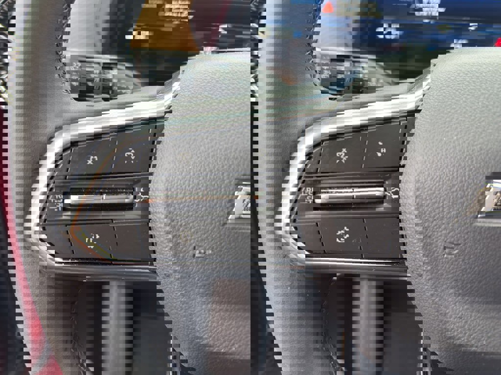 New 2026 Chevrolet Equinox ACTIV w/ Convenience Package III image 16