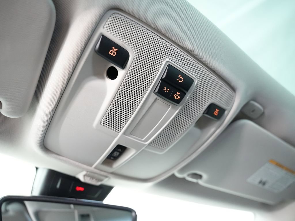 Used 2019 INFINITI QX30 w/ Navigation Package image 45