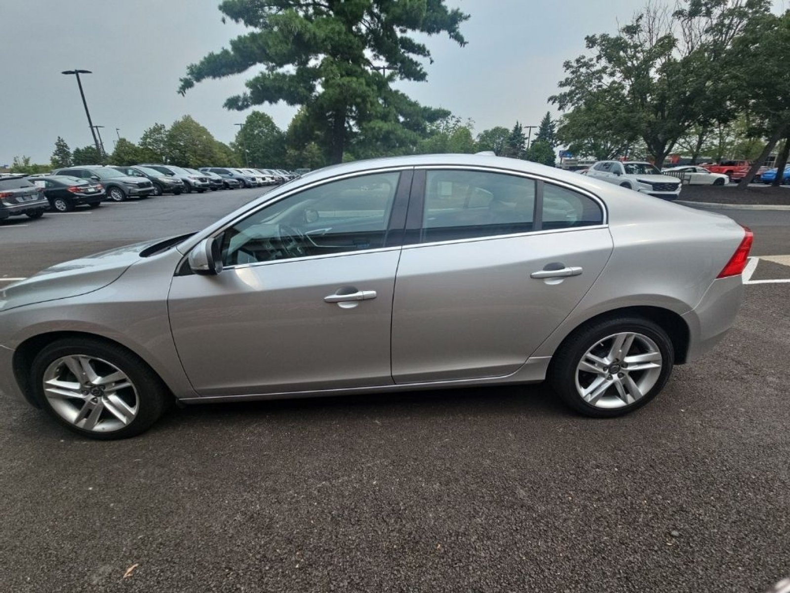 Used 2015 Volvo S60 T5 Premier w/ Climate Package FWD image 5