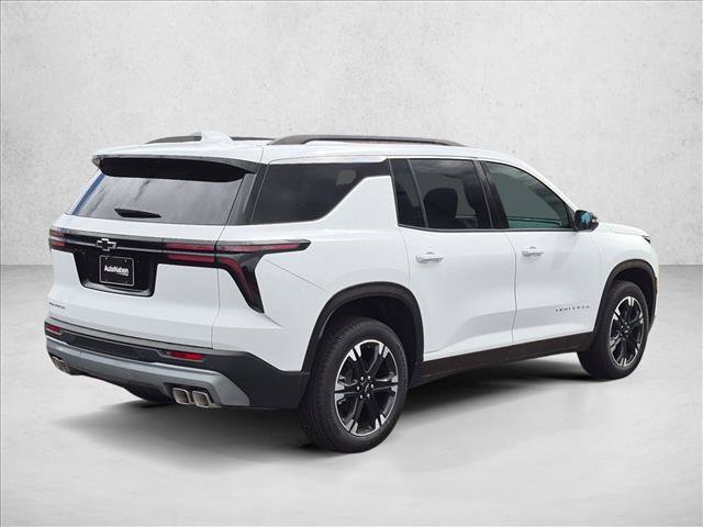 New 2027 Chevrolet Traverse LT w/ Sun and Wheel Package FWD image 2