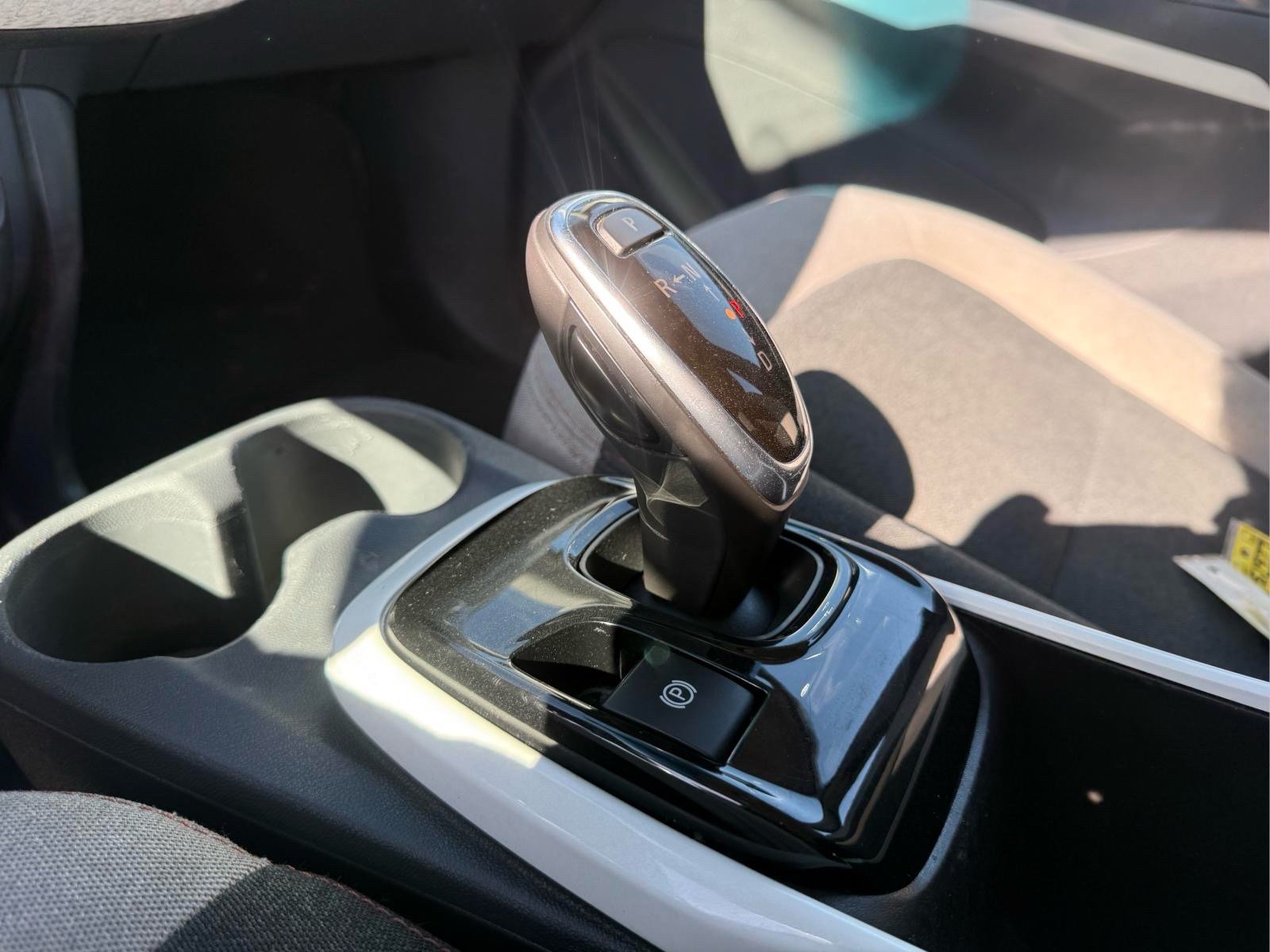 Used 2019 Chevrolet Bolt LT FWD image 23