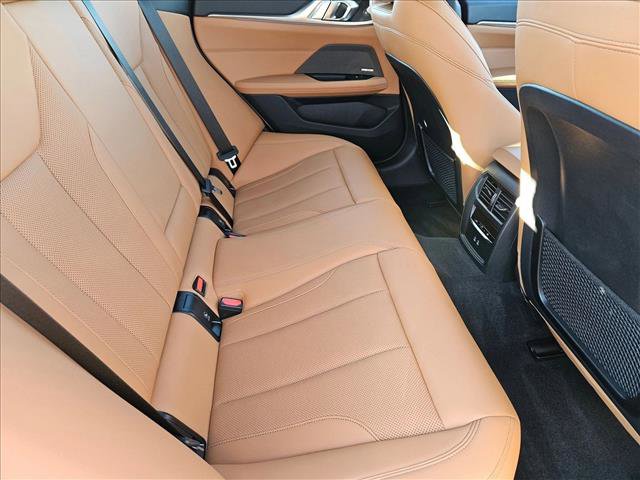 Used 2023 BMW i4 eDrive40 w/ Premium Package image 16