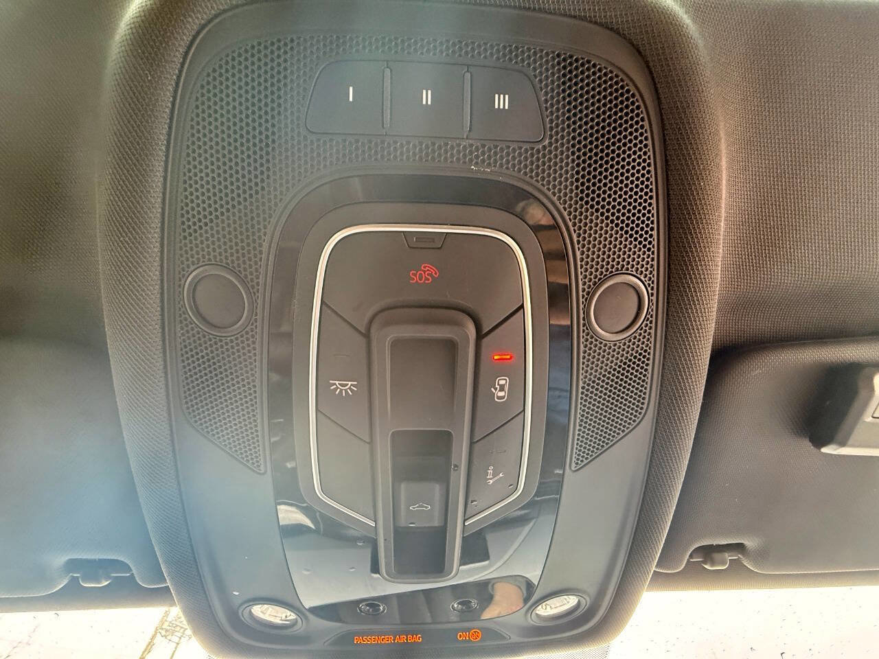 Used 2017 Audi A4 2.0T Premium Plus w/ Premium Plus Package AWD/4WD image 26