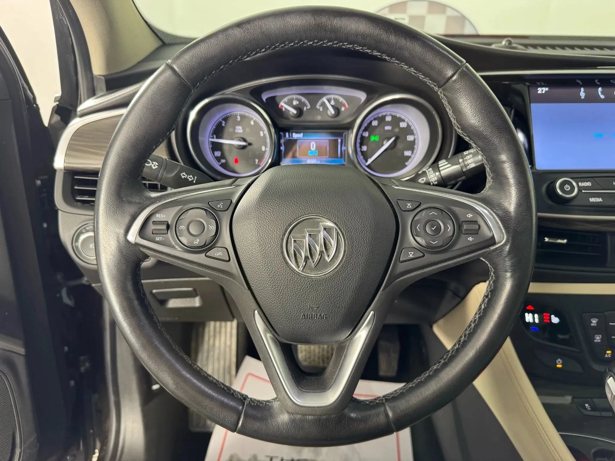 Used 2020 Buick Envision Essence AWD/4WD image 13