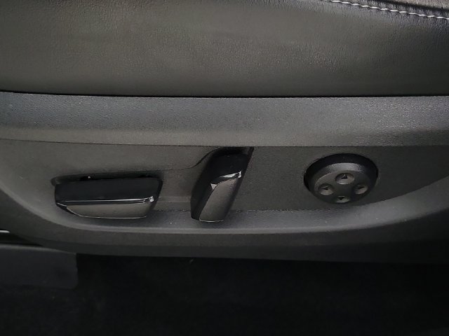 Certified 2023 INFINITI QX50 Luxe FWD image 19