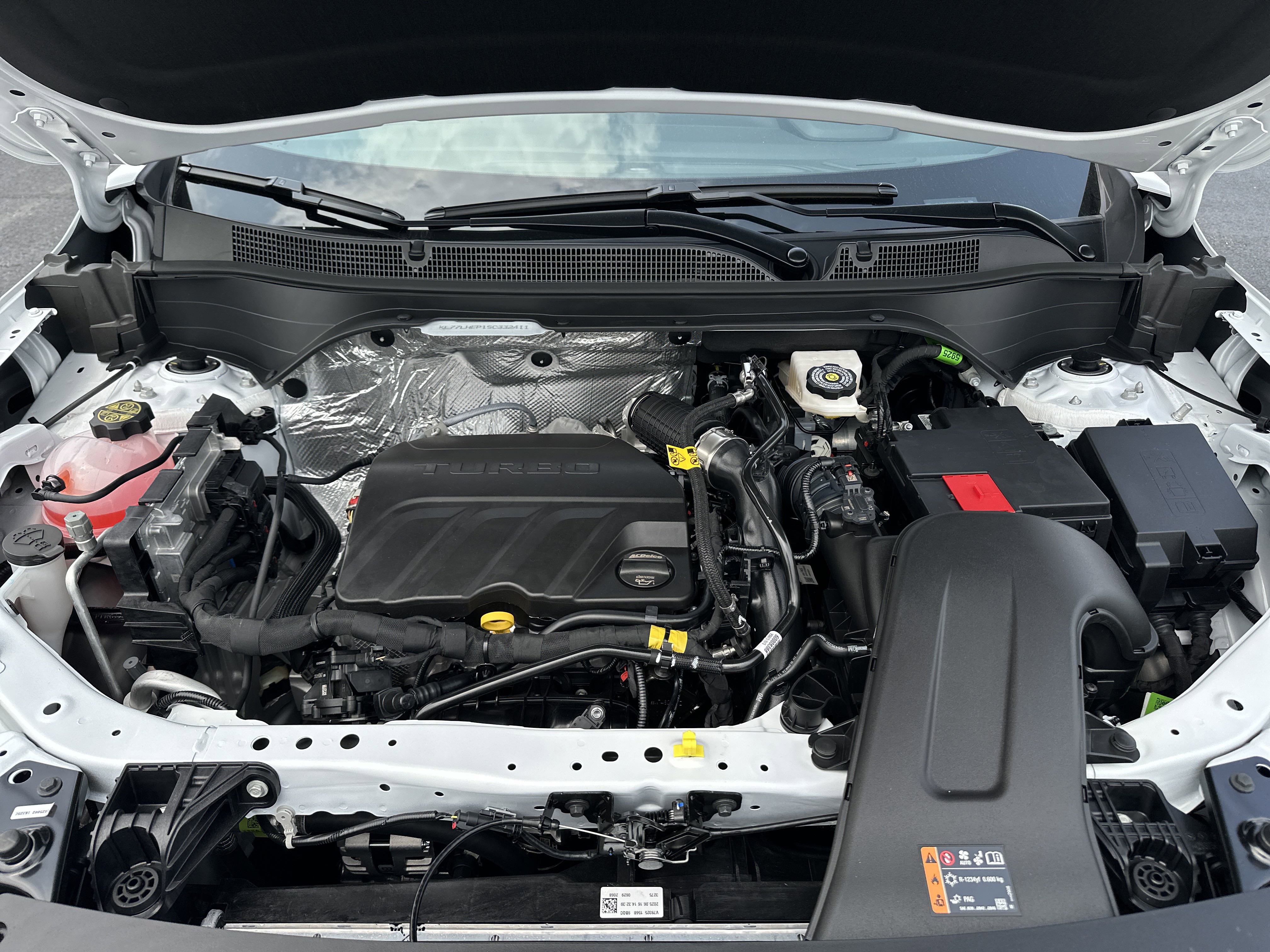 New 2025 Chevrolet Trax LT w/ Driver Confidence Package image 10