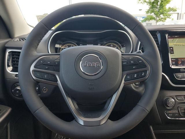 Certified 2022 Jeep Cherokee Limited w/ Elite Package AWD/4WD image 26