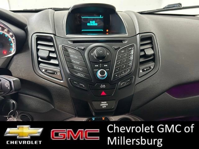 Used 2014 Ford Fiesta SE w/ Comfort Package FWD image 18