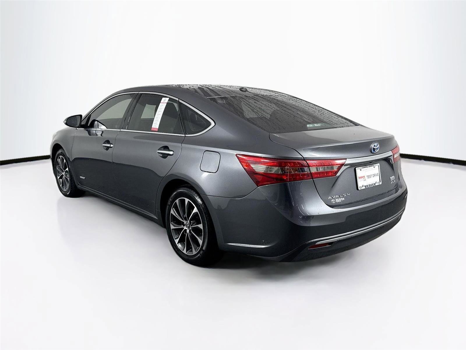 Used 2018 Toyota Avalon XLE Premium image 8