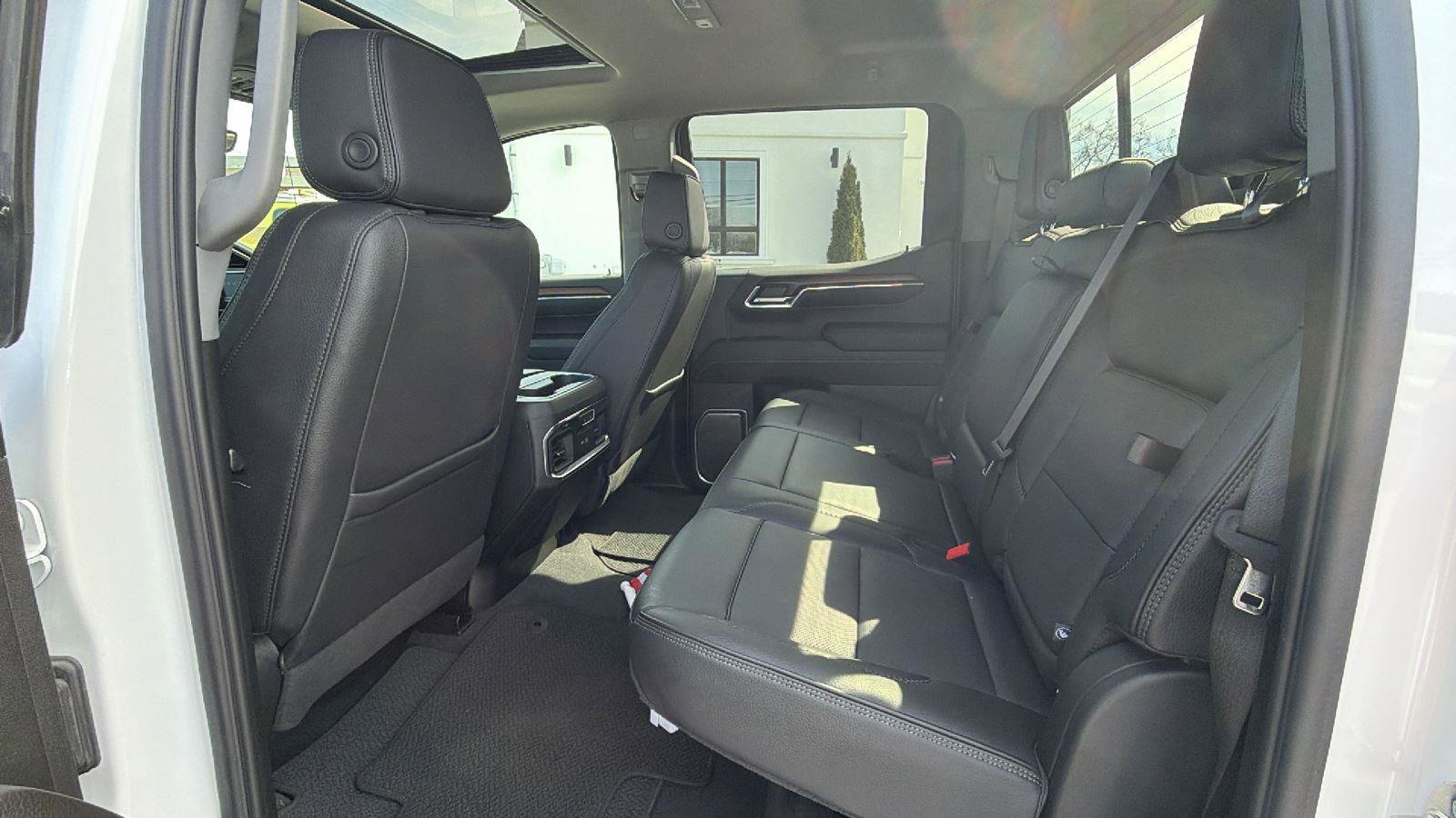 Used 2024 GMC Sierra 1500 Denali w/ Denali Reserve Package image 30