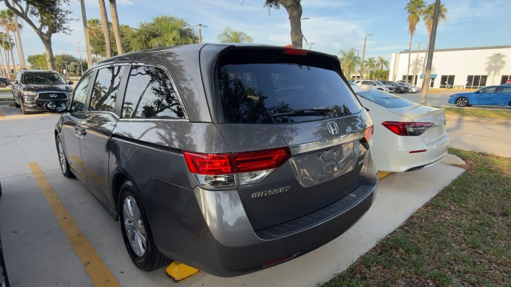 Used 2016 Honda Odyssey SE image 9