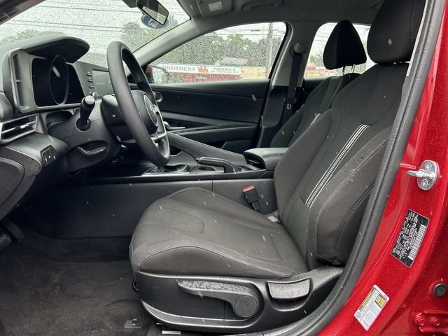 Certified 2023 Hyundai Elantra SEL FWD image 13